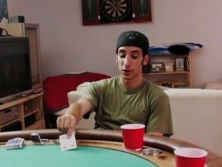 पोकर पार्टी - वह चूसना बंद प्रतियोगिता में समय से पहले Cums