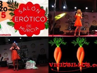Viciosillos.com द्वारा कामुक त्योहार में मंच पर Rastia Bideth शो